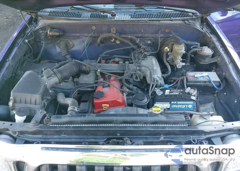 1996 Toyota Tacoma Xtracab from USA, damaged, VIN 4TAVL52N1TZ132151